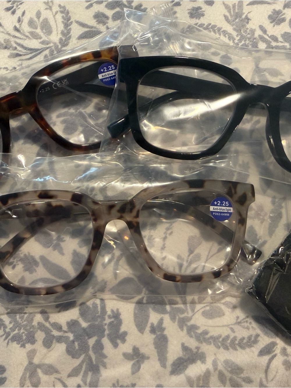 Womens  Oversized Reading Glasses - 2.25